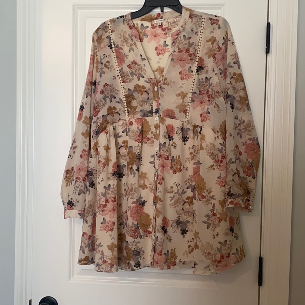 Floral pattern Long sleeve dress with buttons